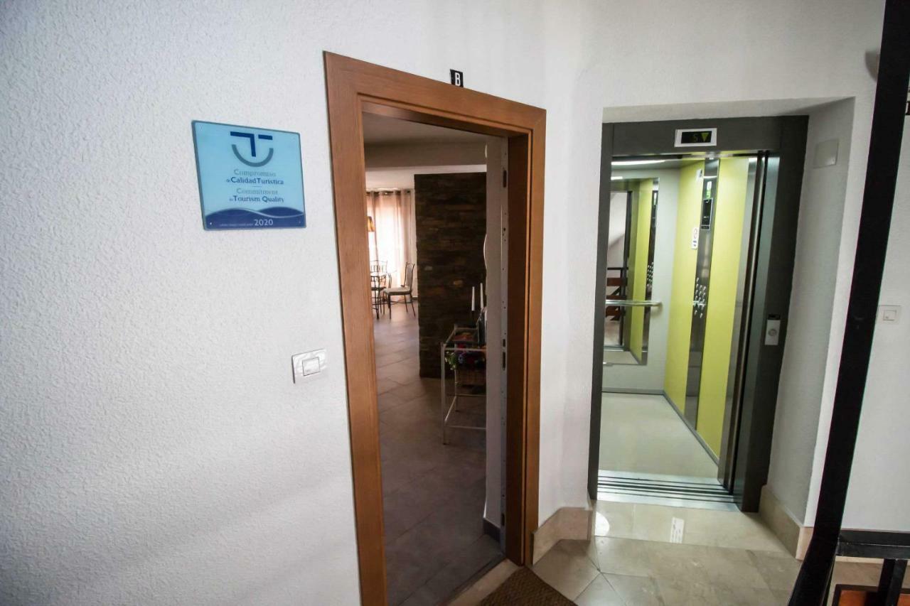 Apartmento Obispo Rocamora オリウエラ エクステリア 写真